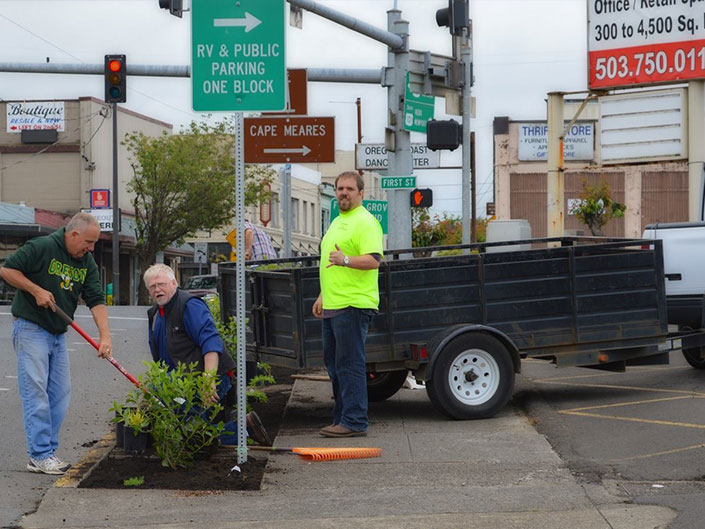 Tillamook Chamber Downtown Cleanup